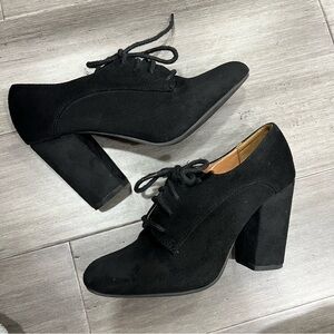 Elegant Black Women's Block‎ Heel Shoes